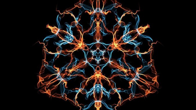 纯理科高中生想接触科技圈子，学软件硬件编程，有空自己造点东西。问问各位大佬从哪里开始了解，入门，动手？